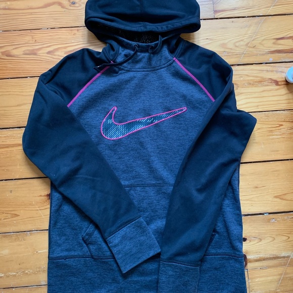 Therma-Fit Nike hoodie - Picture 1 of 2